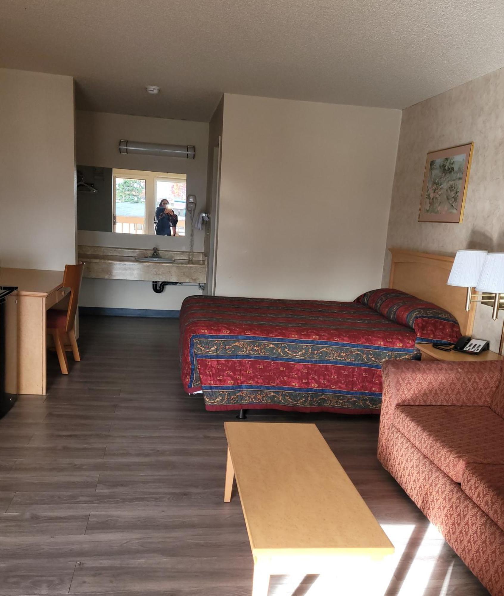 Western 3* Lakewood