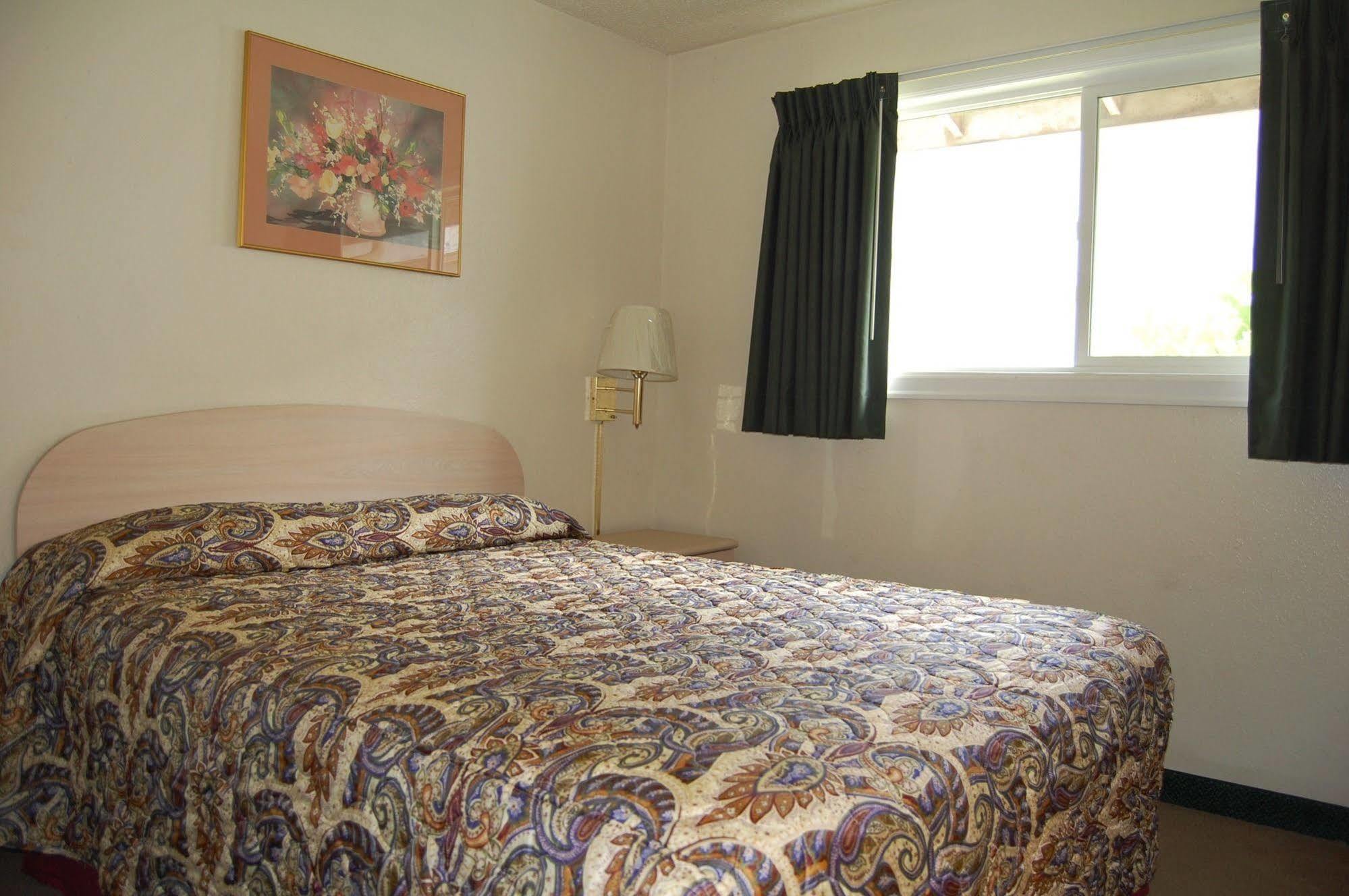 Western Motel 3*