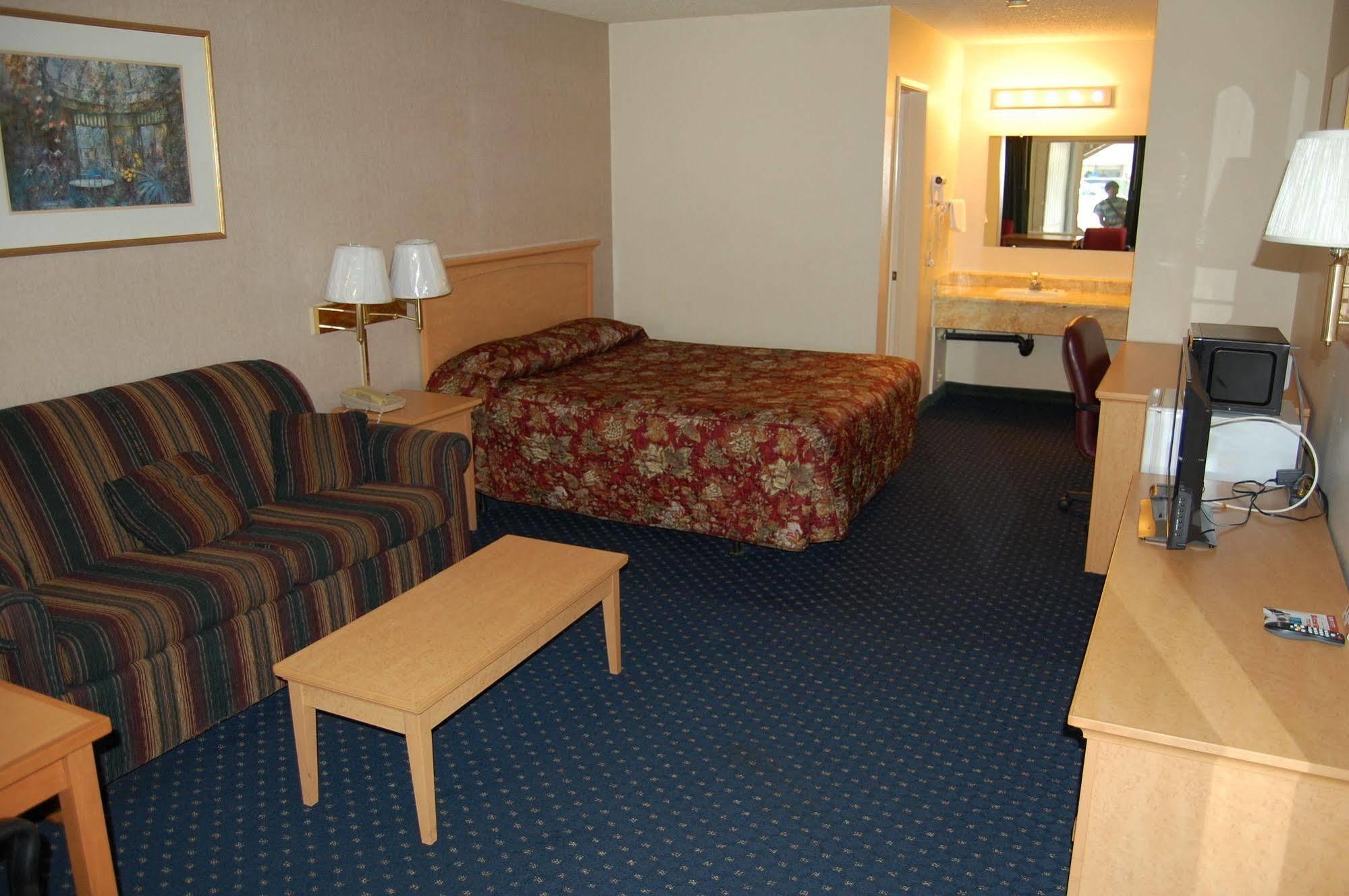 Western 3* Lakewood